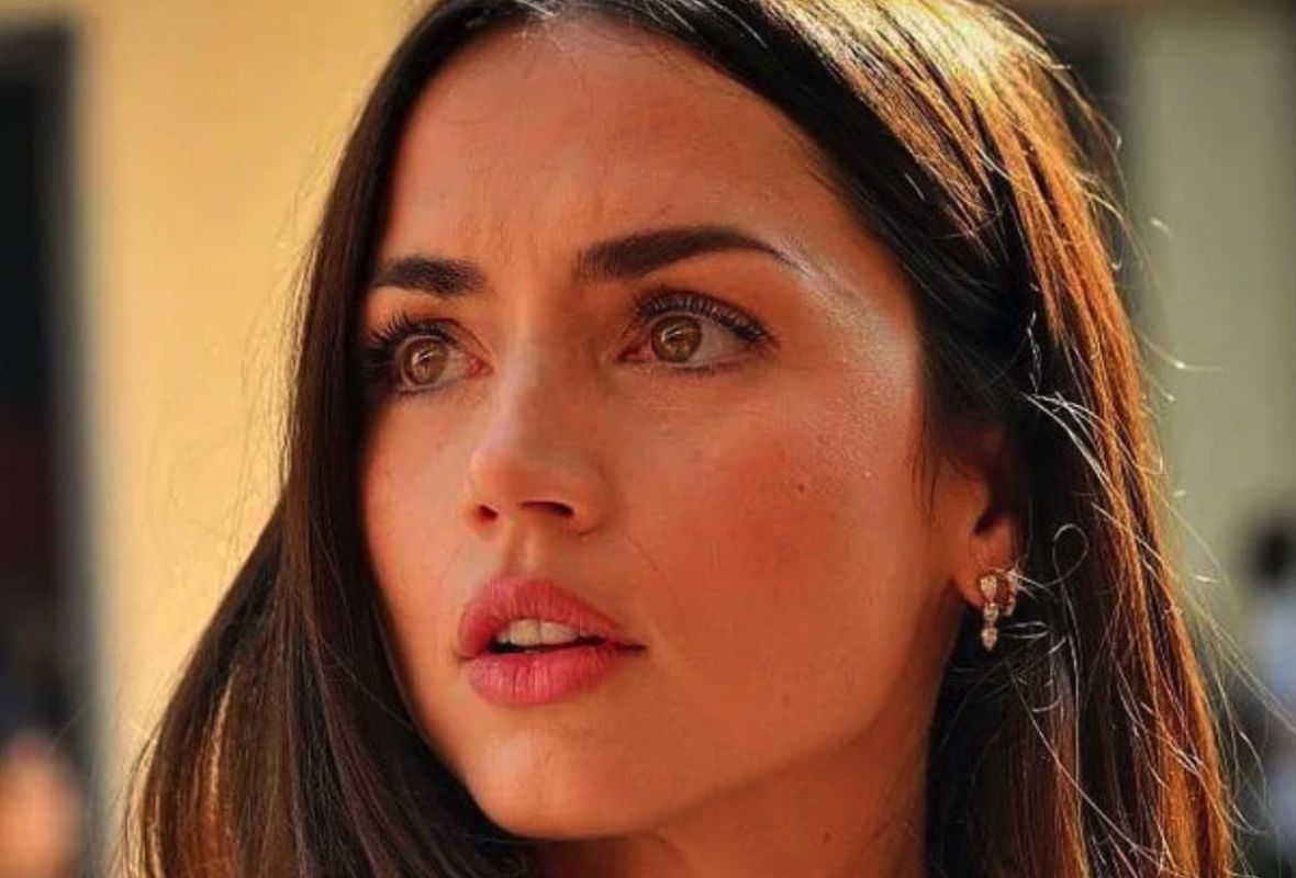 Скрытые признаки того, что ваш бывший партнёр всё ещё вас любит