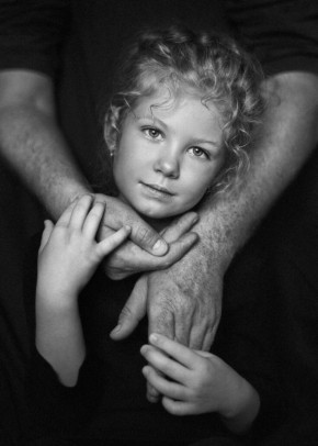 Можно ли менять ребенку фамилию?