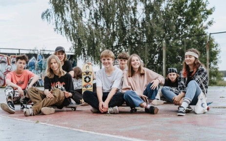 Как образовательные учреждения борются с употреблением наркотиков у молодежи