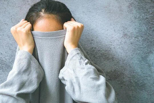 Стыд и самообесценивание: как эти эмоции формируют наше восприятие себя